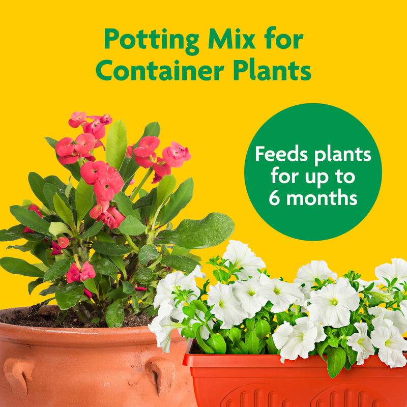 Miracle-Gro® Potting Mix 8 QT image number null